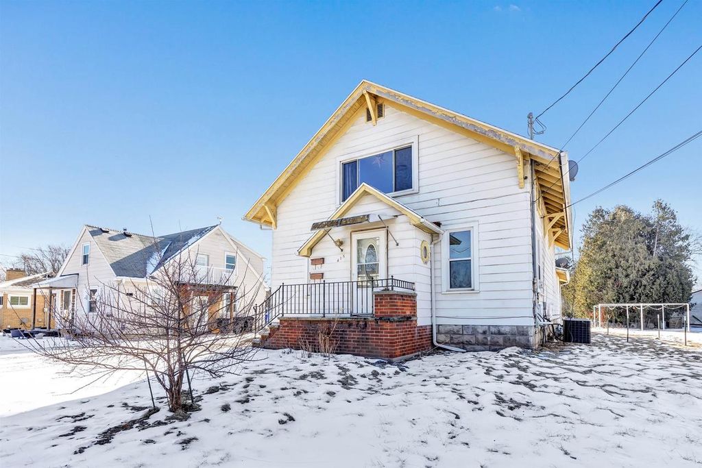 Photo of 415 E Maple STREET, Appleton, WI 54915 (MLS # 50320779)