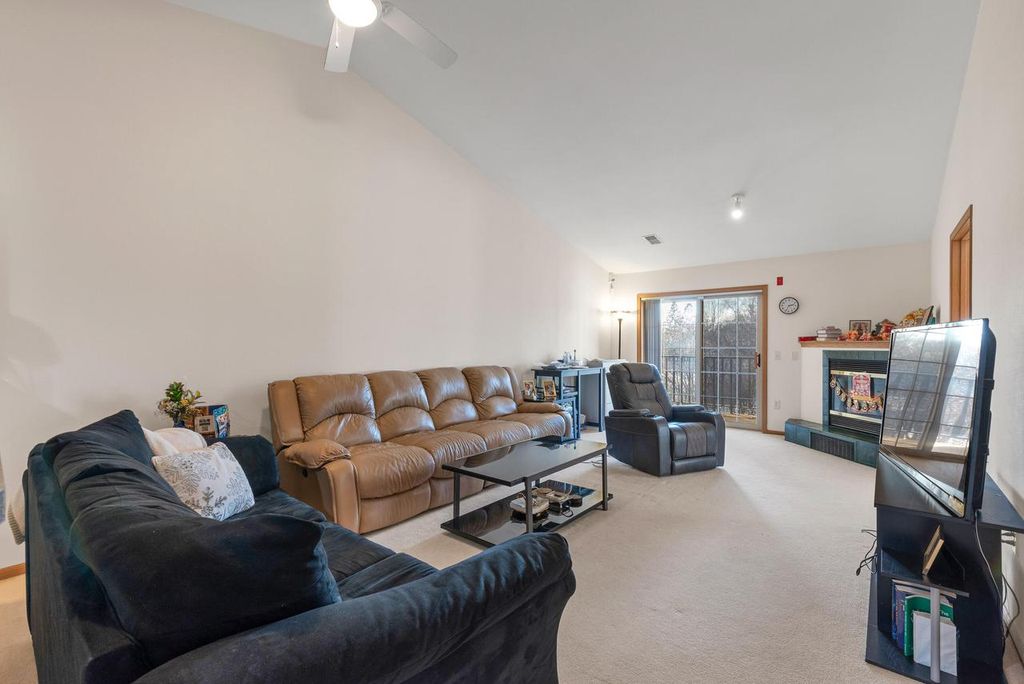 Photo of 2105 Pine Ridge COURT #H, Grafton, WI 53024 (MLS # 1946565)