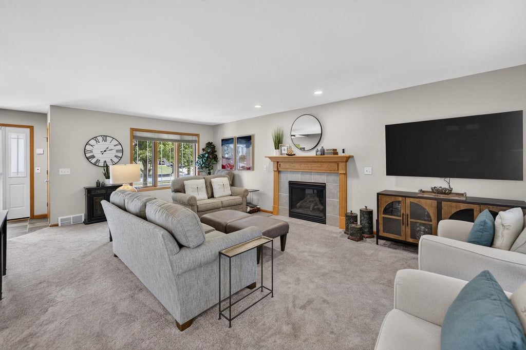 Photo of 4818 Dream LANE, Madison, WI 53718 (MLS # 2032776)