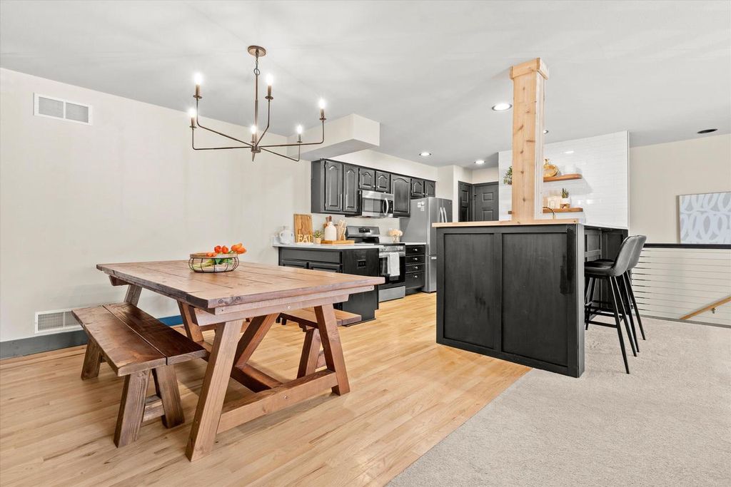 Photo of 2293 A Circle Ridge, Delafield, WI 53018 (MLS # 1956817)