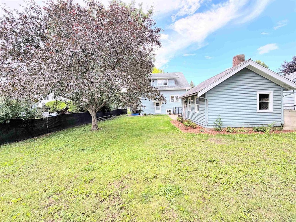 Photo of 1554 Plummer STREET, Oshkosh, WI 54902 (MLS # 50328252)