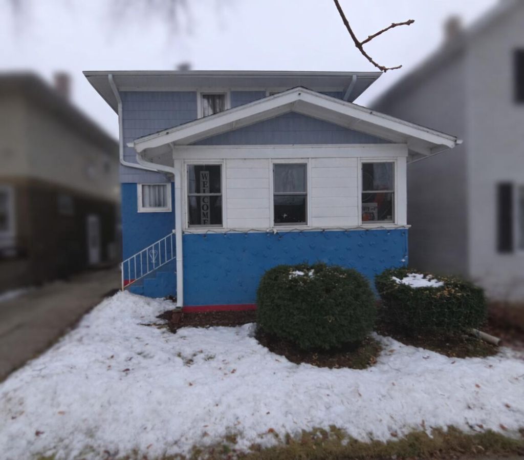 Photo of 1411 Maryland AVENUE, Sheboygan, WI 53081 (MLS # 1945596)