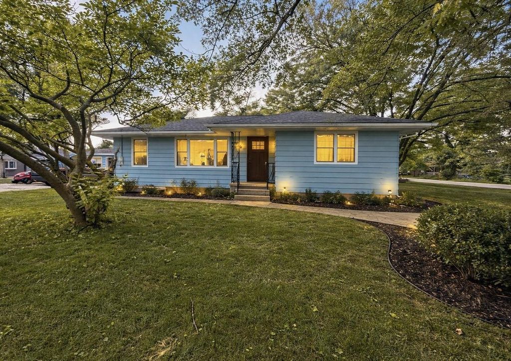 Photo of 144 Jefferson STREET, Palmyra, WI 53156 (MLS # 2018769)