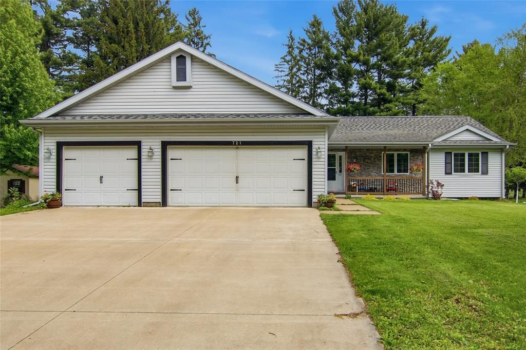 Photo of 721 Elm AVENUE, Menomonie, WI 54751 (MLS # 1601500)