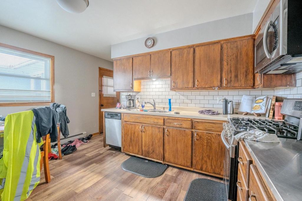 Photo of 1302 S 5th AVENUE #1304, Wausau, WI 54401 (MLS # 22601010)