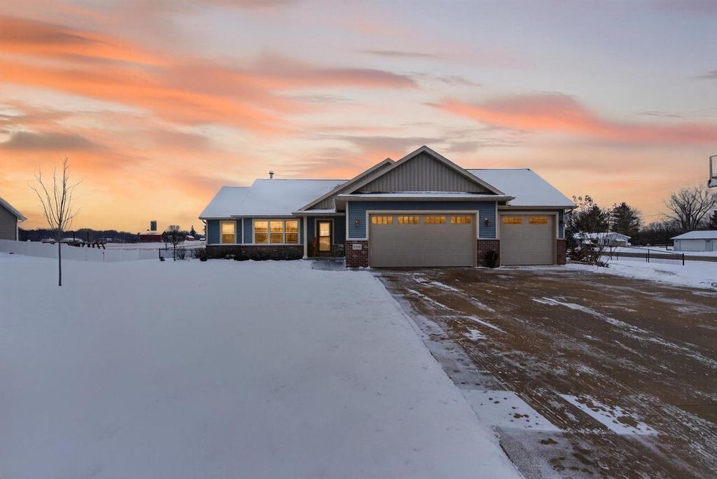 Photo of W7295 Midnight WAY, Greenville, WI 54942 (MLS # 50318852)