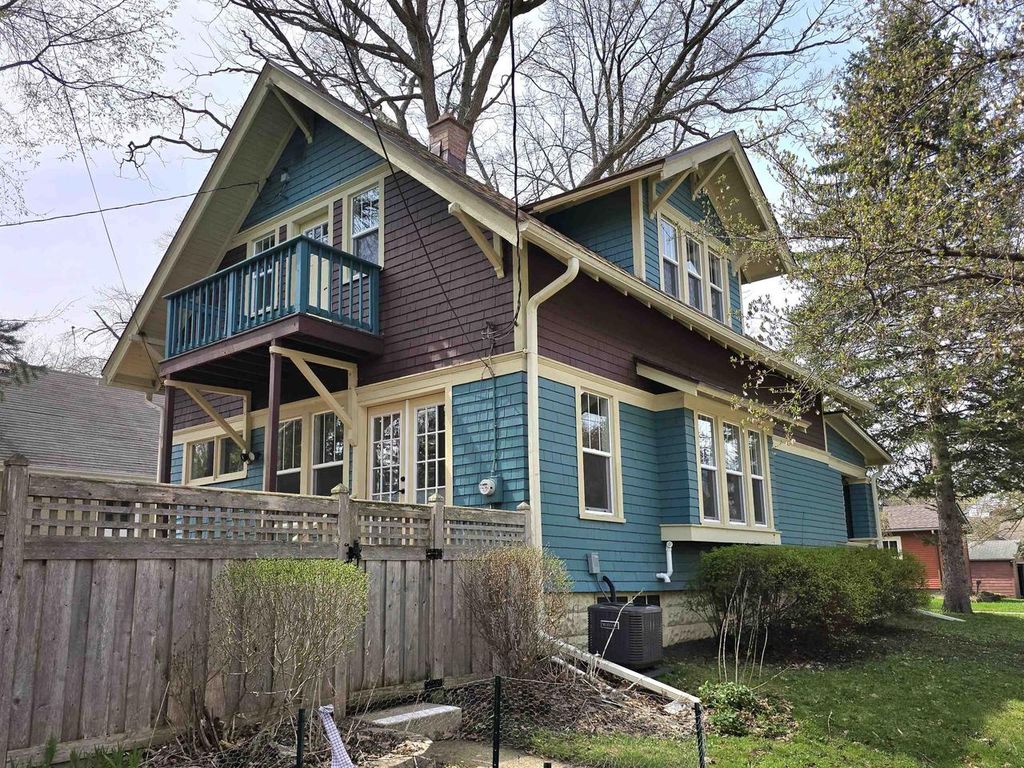 Photo of 622 N Sampson STREET, Appleton, WI 54911 (MLS # 50324291)