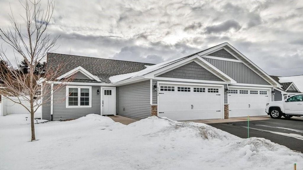 Photo of 5580 Green Park DRIVE, Eau Claire, WI 54703 (MLS # 1597845)