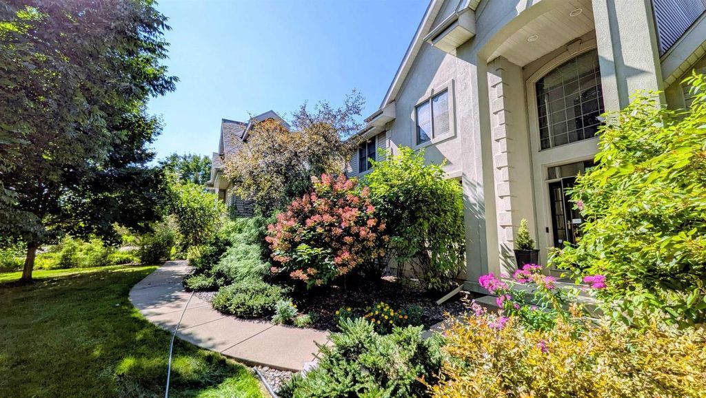 Photo of 5654 Cobblestone LANE, Waunakee, WI 53597 (MLS # 2014822)