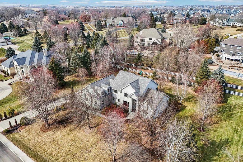 Photo of 5654 Cobblestone LANE, Waunakee, WI 53597 (MLS # 2014822)