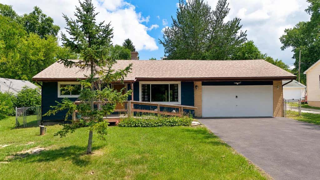 Photo of 11341 271st AVENUE, Trevor, WI 53179 (MLS # 1974261)