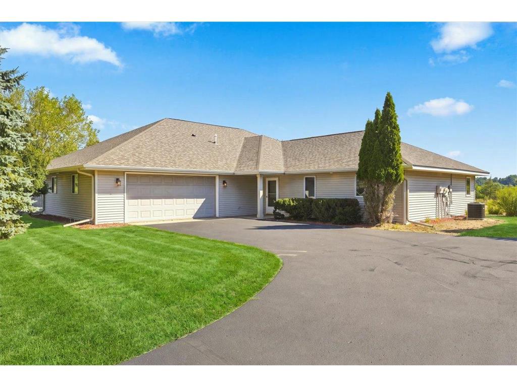 Photo of 919 Waxon LANE, Hudson, WI 54016 (MLS # 7136857)