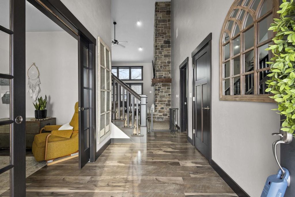 Photo of 4982 Potters CROSSING, Pulaski, WI 54162 (MLS # 50320363)