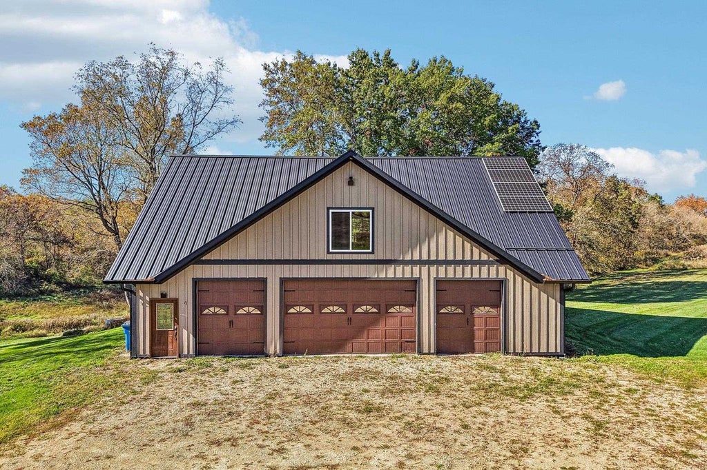 Photo of E4364 Meadow DRIVE, Hillpoint, WI 53937 (MLS # 2034639)