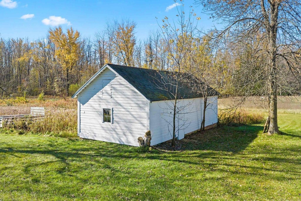 Photo of 3683 Cty Rd E, Abrams, WI 54101 (MLS # 50334768)