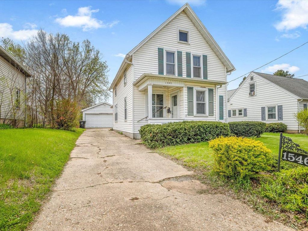 Photo of 1546 W Grand AVENUE, Beloit, WI 53511 (MLS # 2021449)