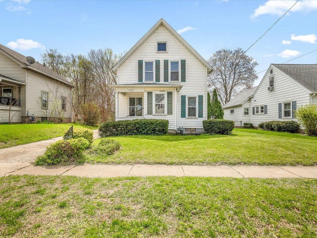 Photo of 1546 W Grand AVENUE, Beloit, WI 53511 (MLS # 2021449)