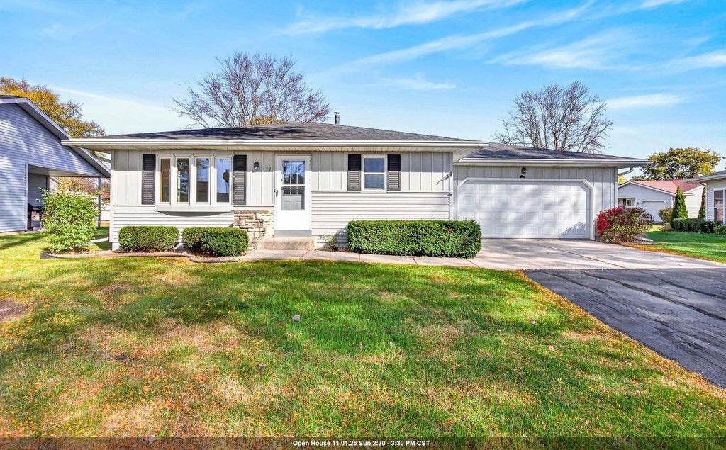 Photo of 31 Heritage LANE, Fond Du Lac, WI 54935 (MLS # 50334943)