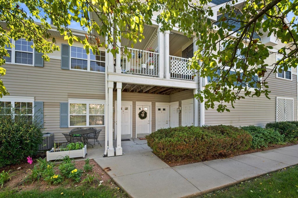 Photo of 7984 N 107th STREET #5, Milwaukee, WI 53224 (MLS # 1979522)