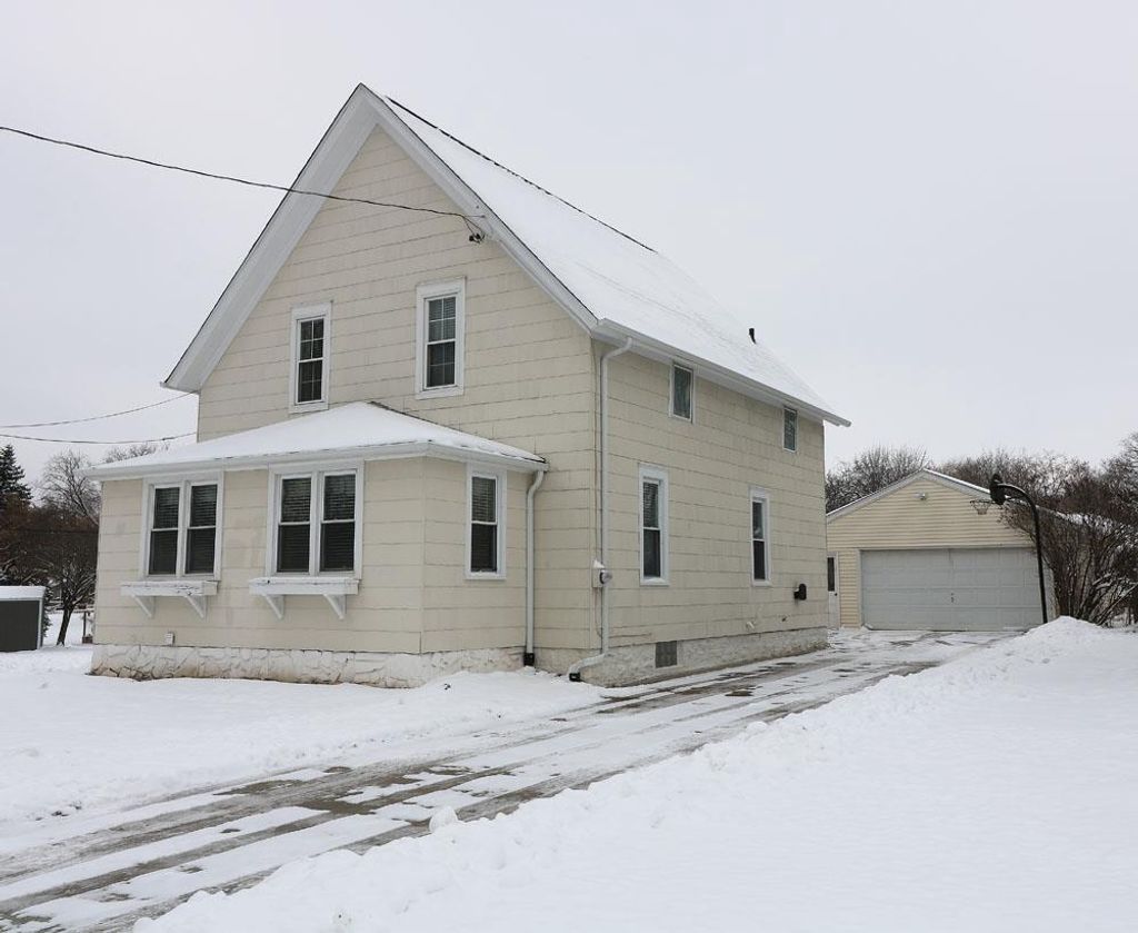 Photo of 1401 Green Bay ROAD, Kaukauna, WI 54130 (MLS # 50318829)