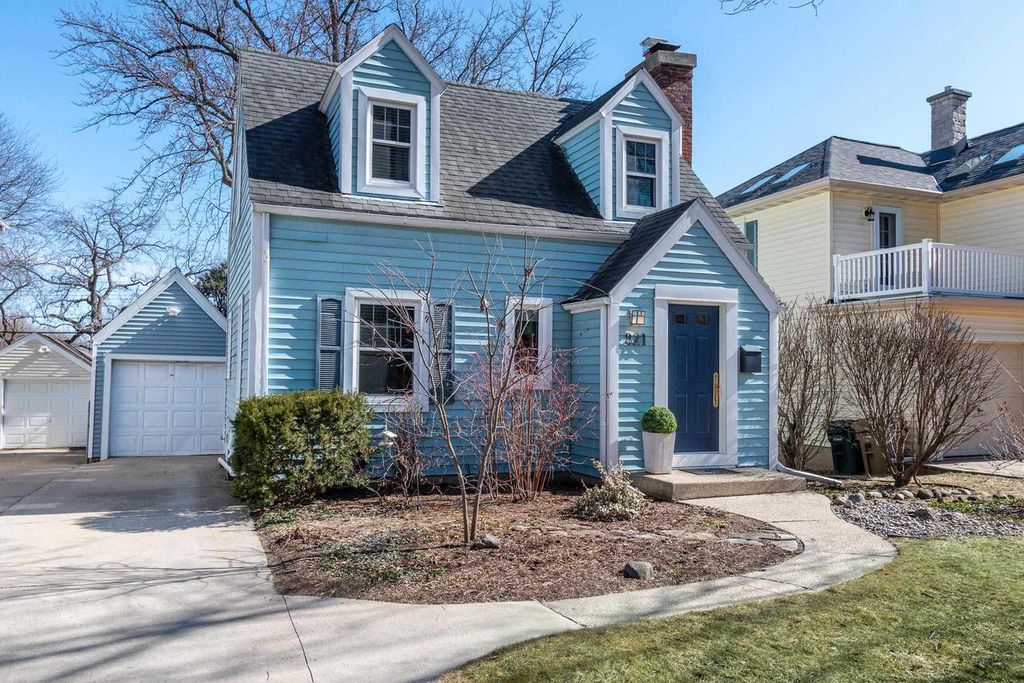 Photo of 821 Minakwa DRIVE, Madison, WI 53711 (MLS # 2016857)