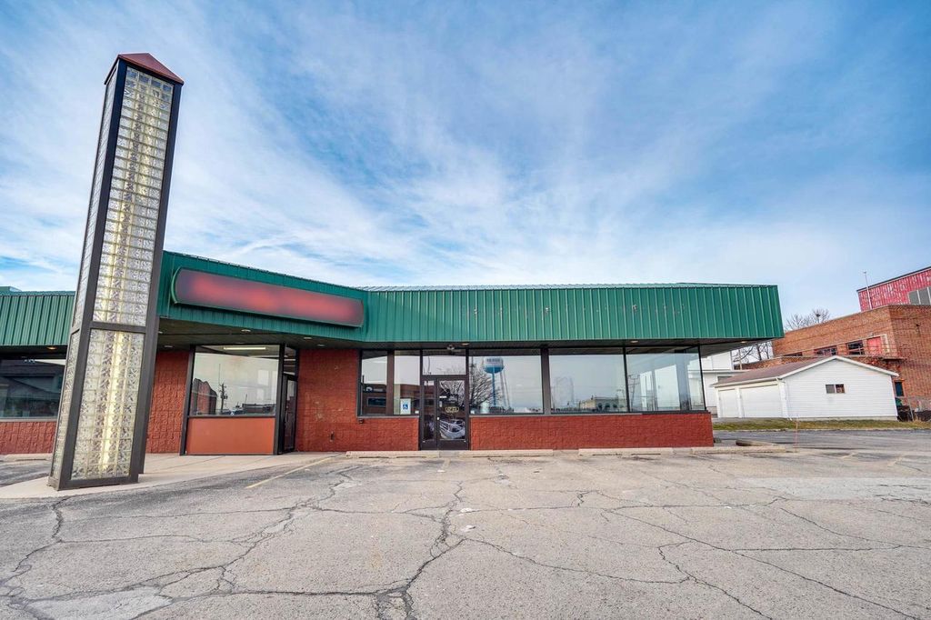 Photo of 112 W Maple STREET, Beaver Dam, WI 53916 (MLS # 2018018)