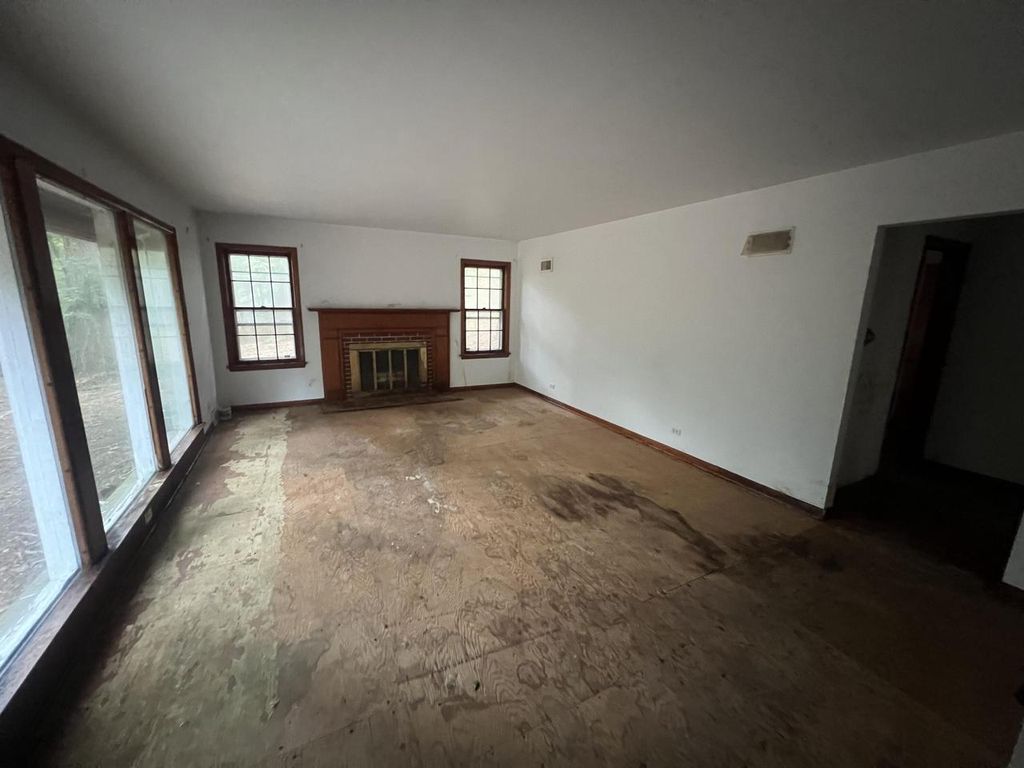 Photo of 4848 N State Road 83, Hartland, WI 53029 (MLS # 1935062)