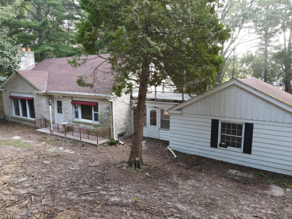 Photo of 4848 N State Road 83, Hartland, WI 53029 (MLS # 1935062)