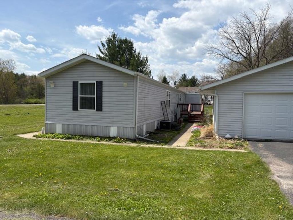 Photo of 325 N Center STREET, Wisconsin Dells, WI 53965 (MLS # 2022498)