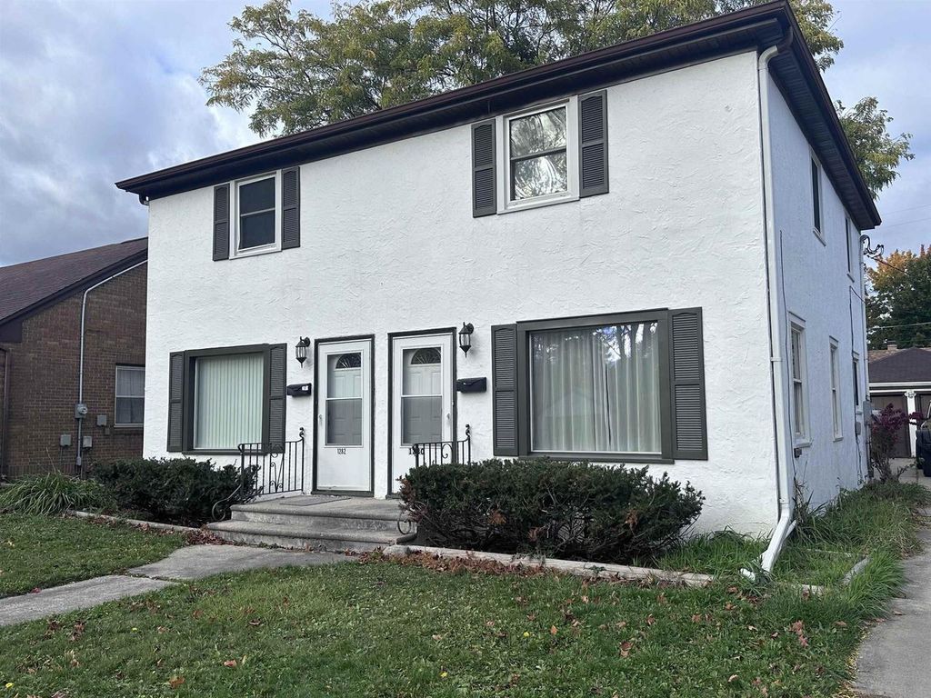 Photo of 1280 Division STREET, Green Bay, WI 54303 (MLS # 50317301)