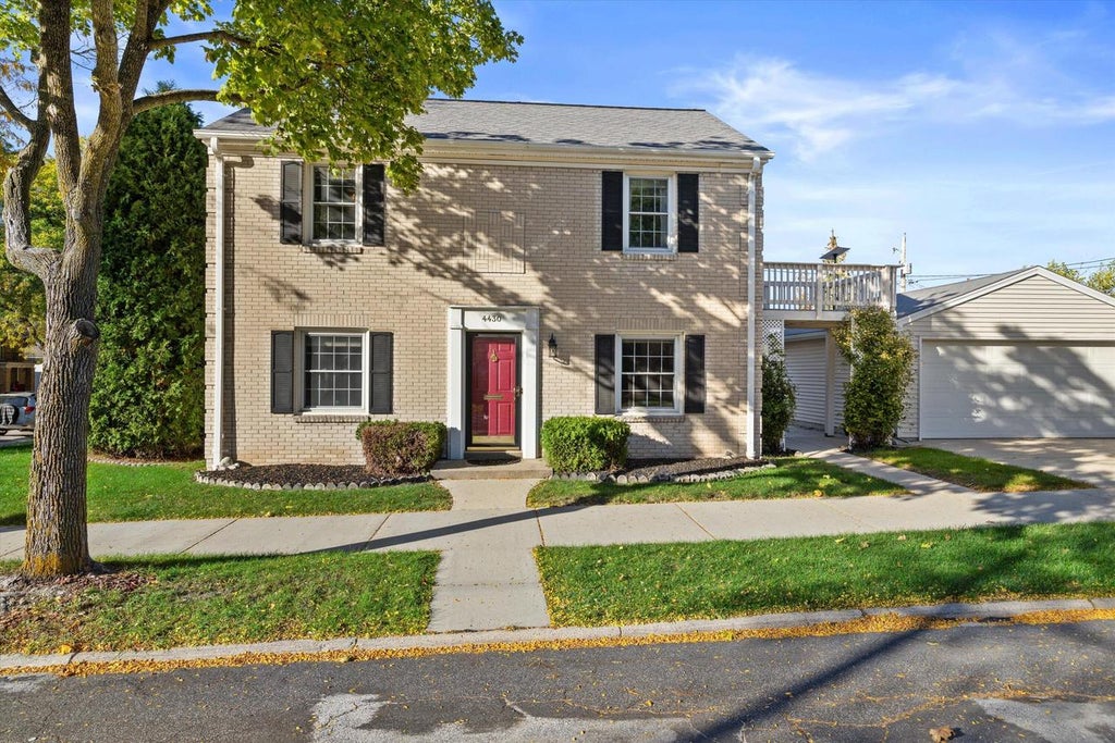 Photo of 4430 W Manitoba STREET, Milwaukee, WI 53219 (MLS # 1984021)