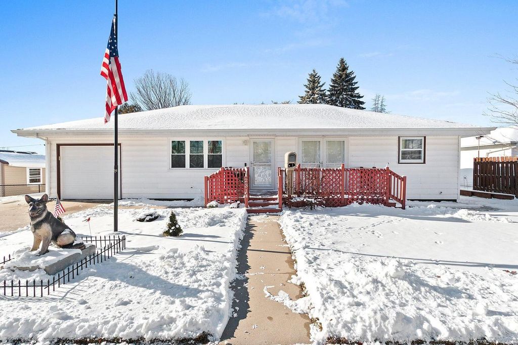 Photo of 2314 Polk STREET, Two Rivers, WI 54241 (MLS # 1944882)