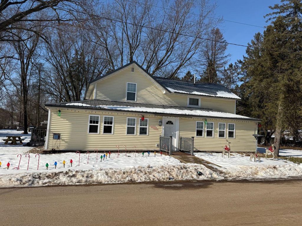 Photo of N4915 State STREET, Leopolis, WI 54948 (MLS # 50322497)