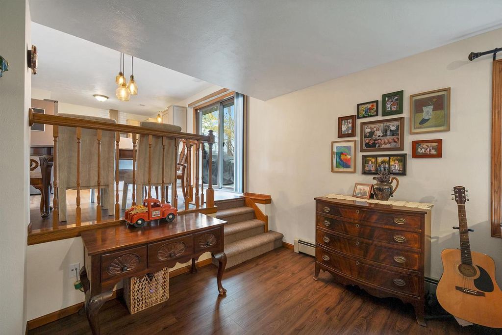 Photo of 2930 Devroy LANE, Green Bay, WI 54313 (MLS # 50322341)