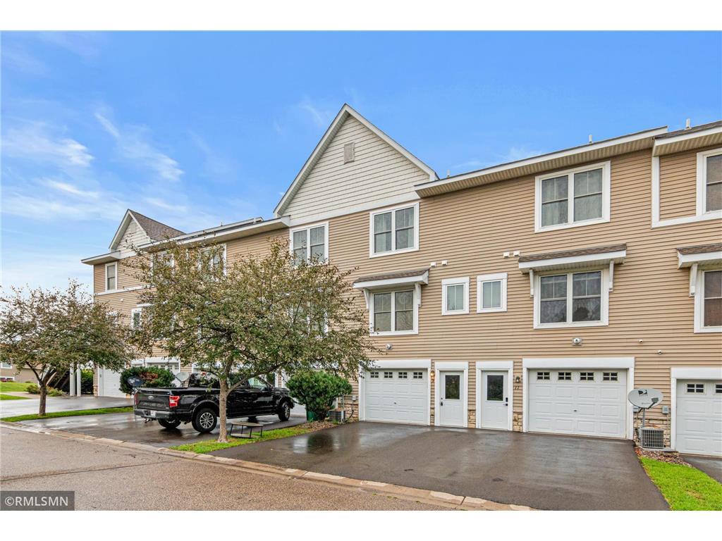 Photo of 9 Hope CIRCLE, Hudson, WI 54016 (MLS # 7121190)