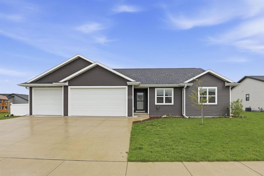 Photo of 3140 S Weiler ROAD, Kaukauna, WI 54130 (MLS # 50324616)