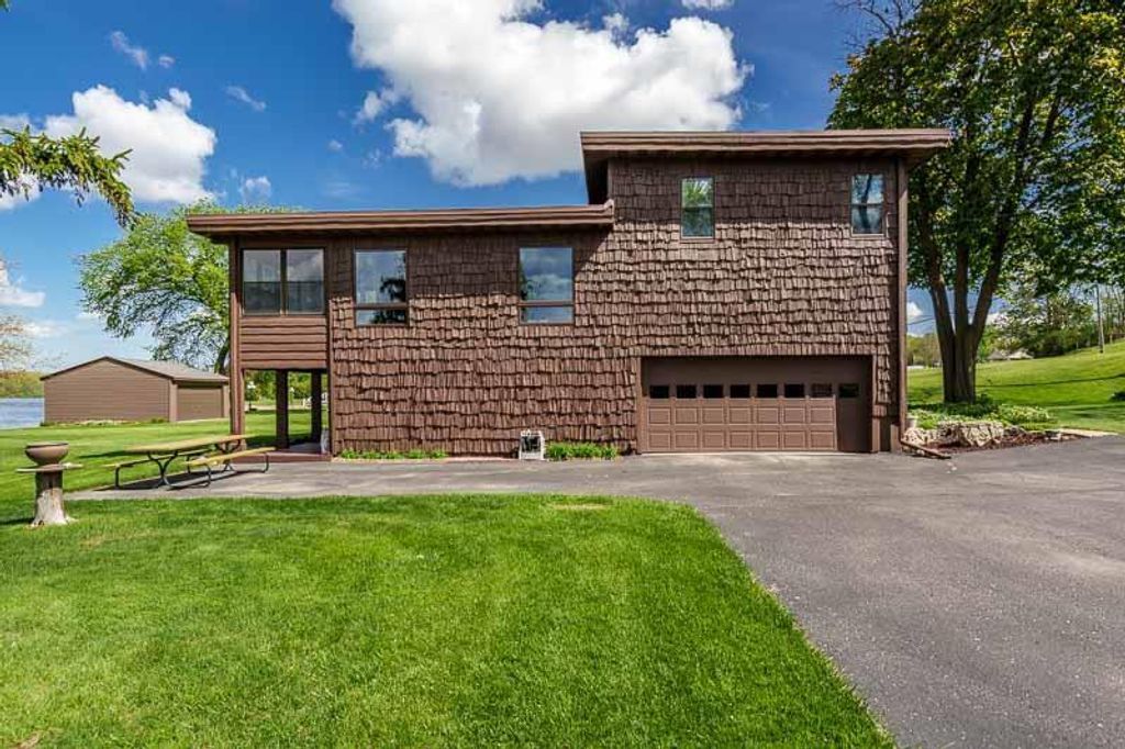 Photo of 3004 Riverside DRIVE, Beloit, WI 53511 (MLS # 2025253)