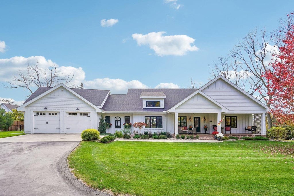 Photo of 1210 Crawford STREET, Baraboo, WI 53913 (MLS # 2035590)