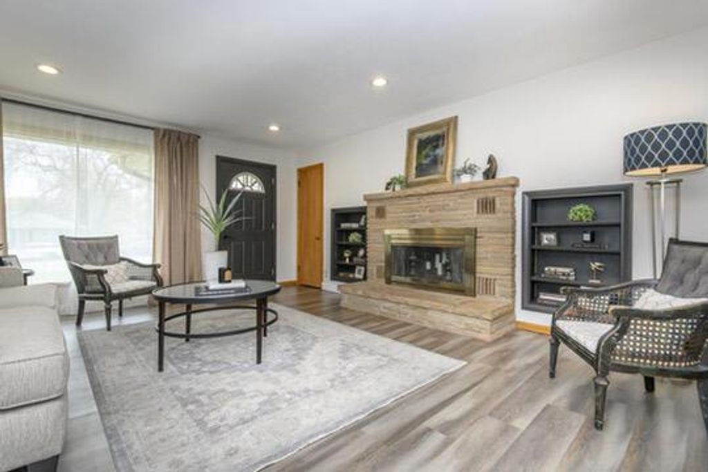 Photo of 264 Vine STREET, West Bend, WI 53095 (MLS # 1959820)