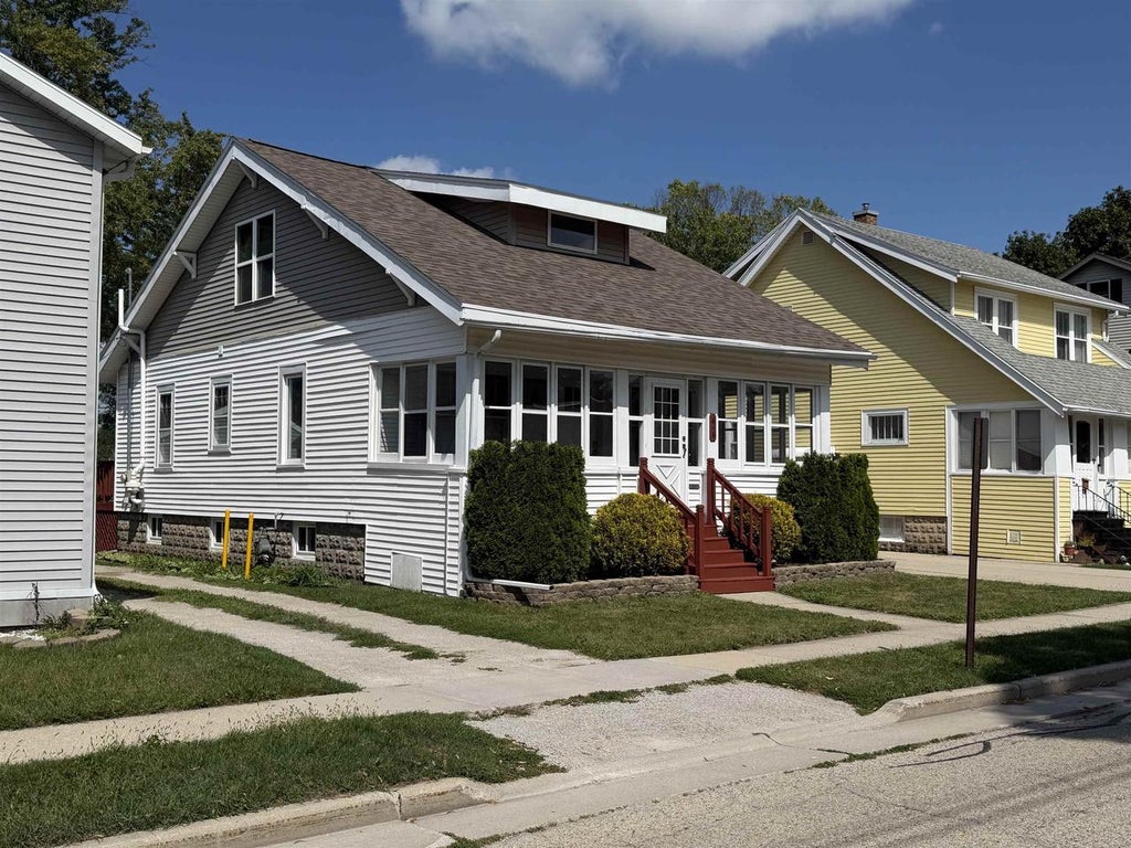 Photo of 616 E Jefferson STREET, Waupun, WI 53963 (MLS # 50332089)