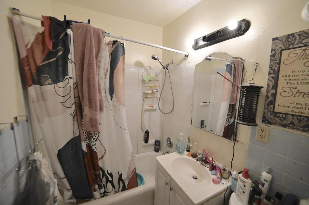 Photo of 5047 N 31st STREET #5049, Milwaukee, WI 53209 (MLS # 1967377)