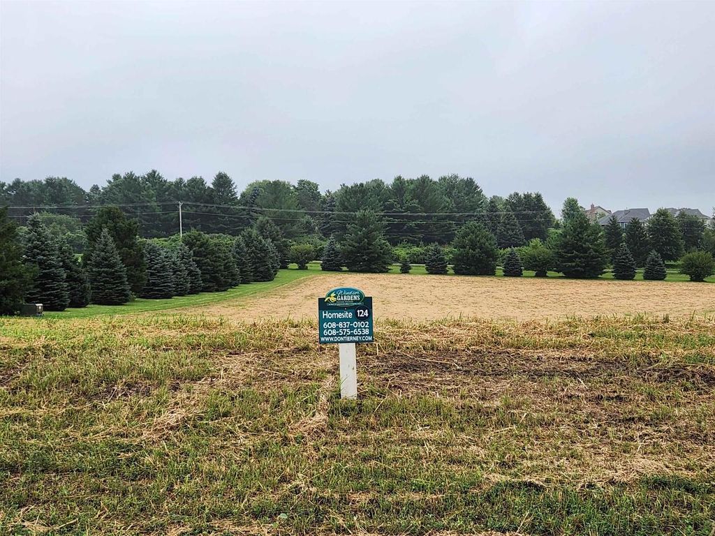 Photo of L124 Blue Victoria DRIVE, Sun Prairie, WI 53590 (MLS # 2018506)