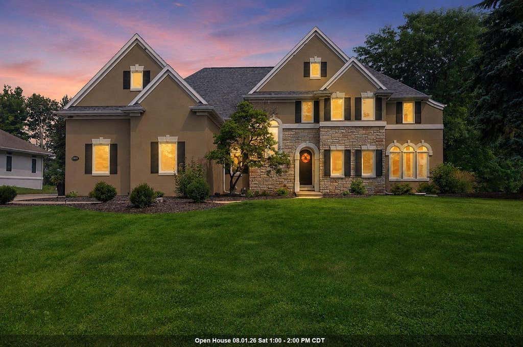 Photo of 1111 Huntington WAY, Suamico, WI 54173 (MLS # 50329394)