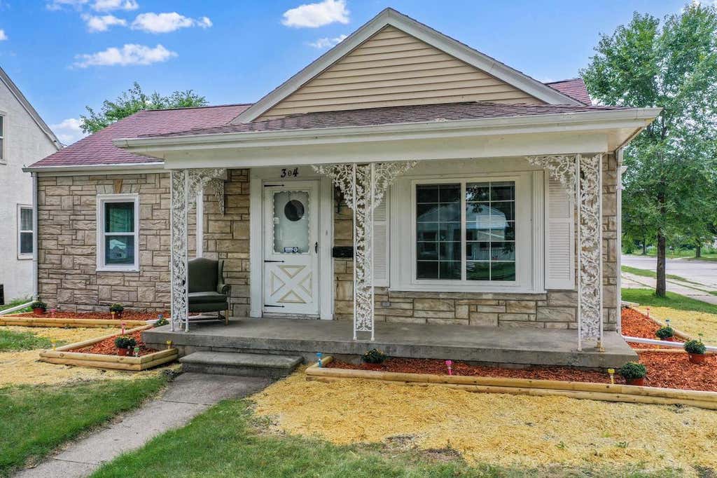 Photo of 304 Jacob STREET, Green Bay, WI 54302 (MLS # 50331013)
