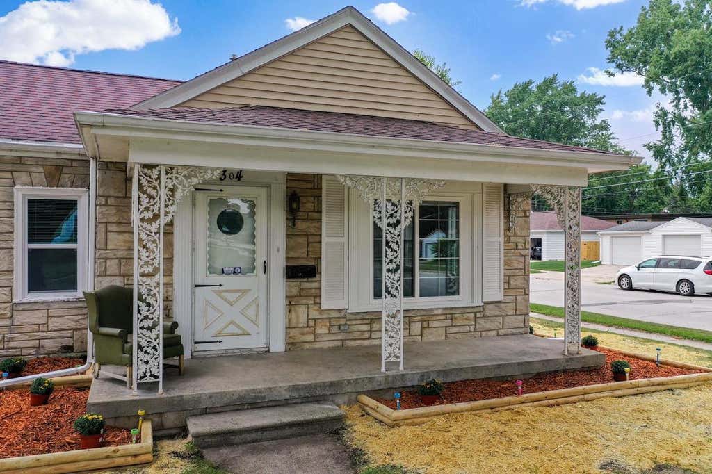 Photo of 304 Jacob STREET, Green Bay, WI 54302 (MLS # 50331013)