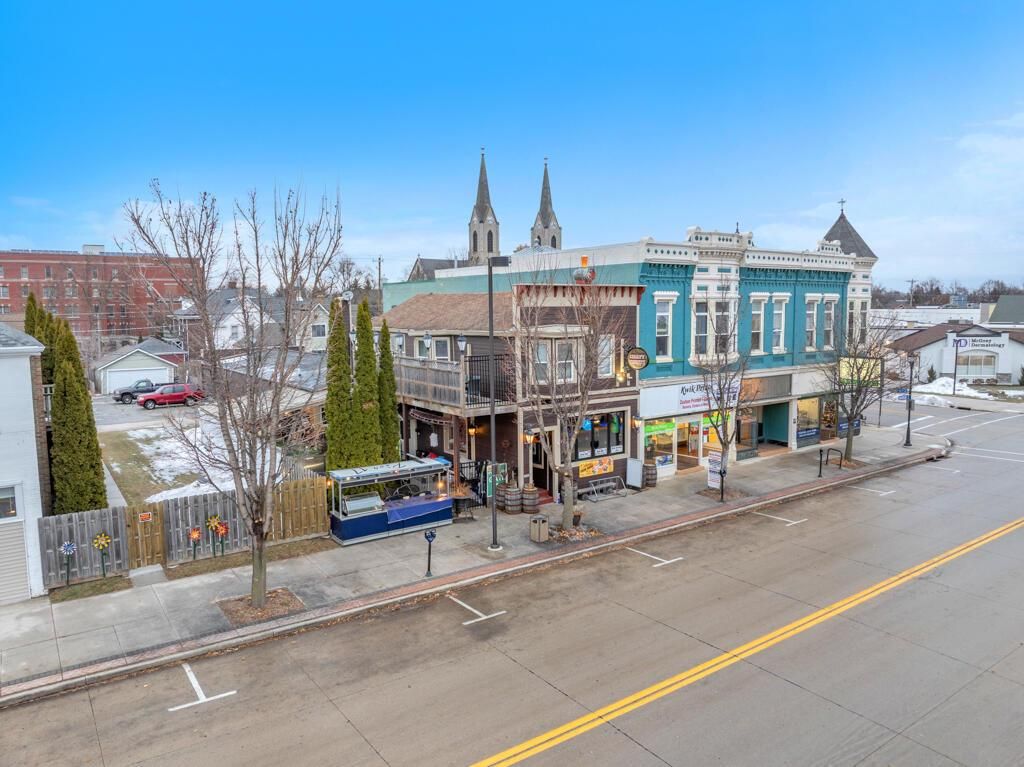 Photo of 908 Michigan AVENUE, Sheboygan, WI 53081 (MLS # 1945758)