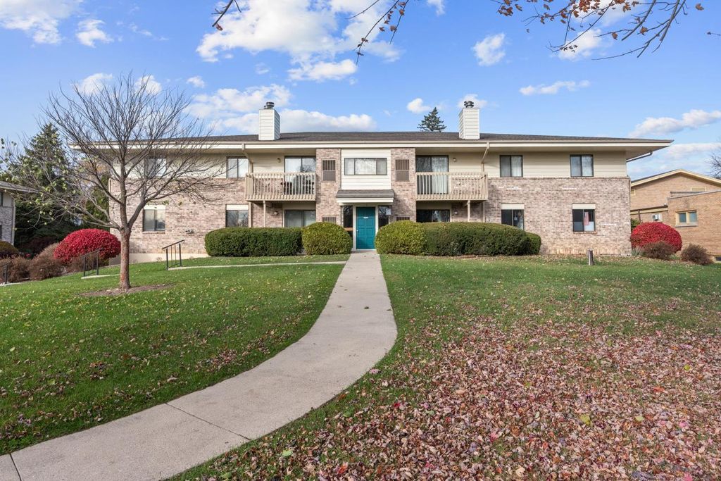 Photo of 116 E Freistadt ROAD #B, Thiensville, WI 53092 (MLS # 1942276)