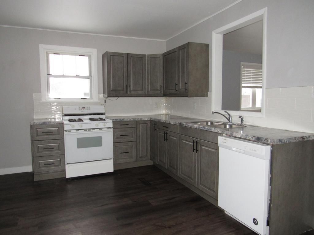 Photo of 5716 Oakes AVENUE, Superior, WI 54880 (MLS # 6123161)