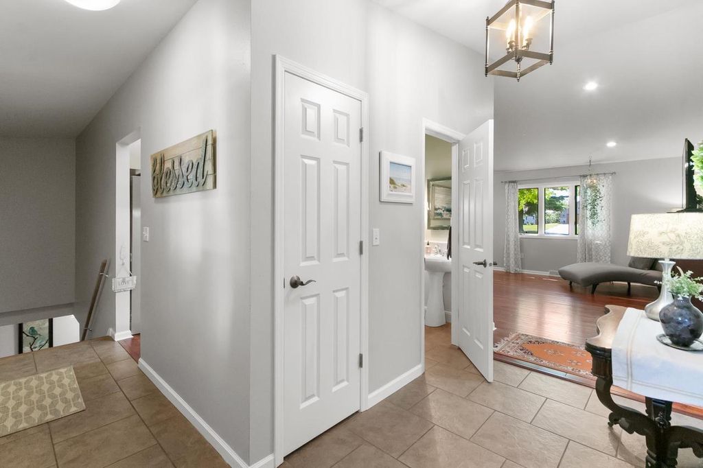 Photo of 1040 Saddle Ridge, Portage, WI 53901 (MLS # 2020737)