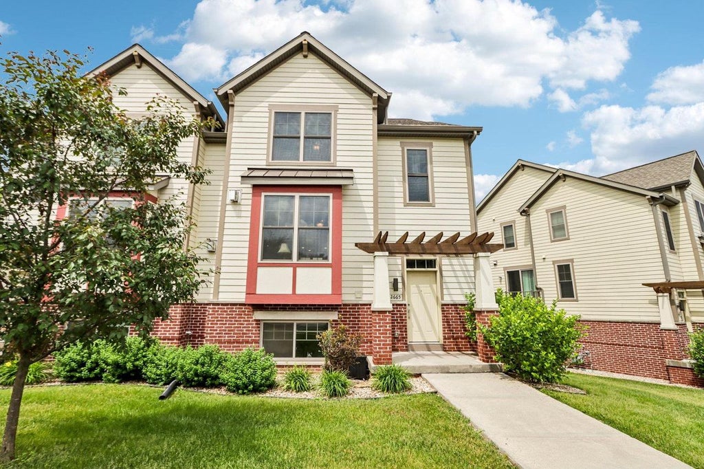 Photo of 2665 Castle Rock DRIVE, Fitchburg, WI 53711 (MLS # 2030408)